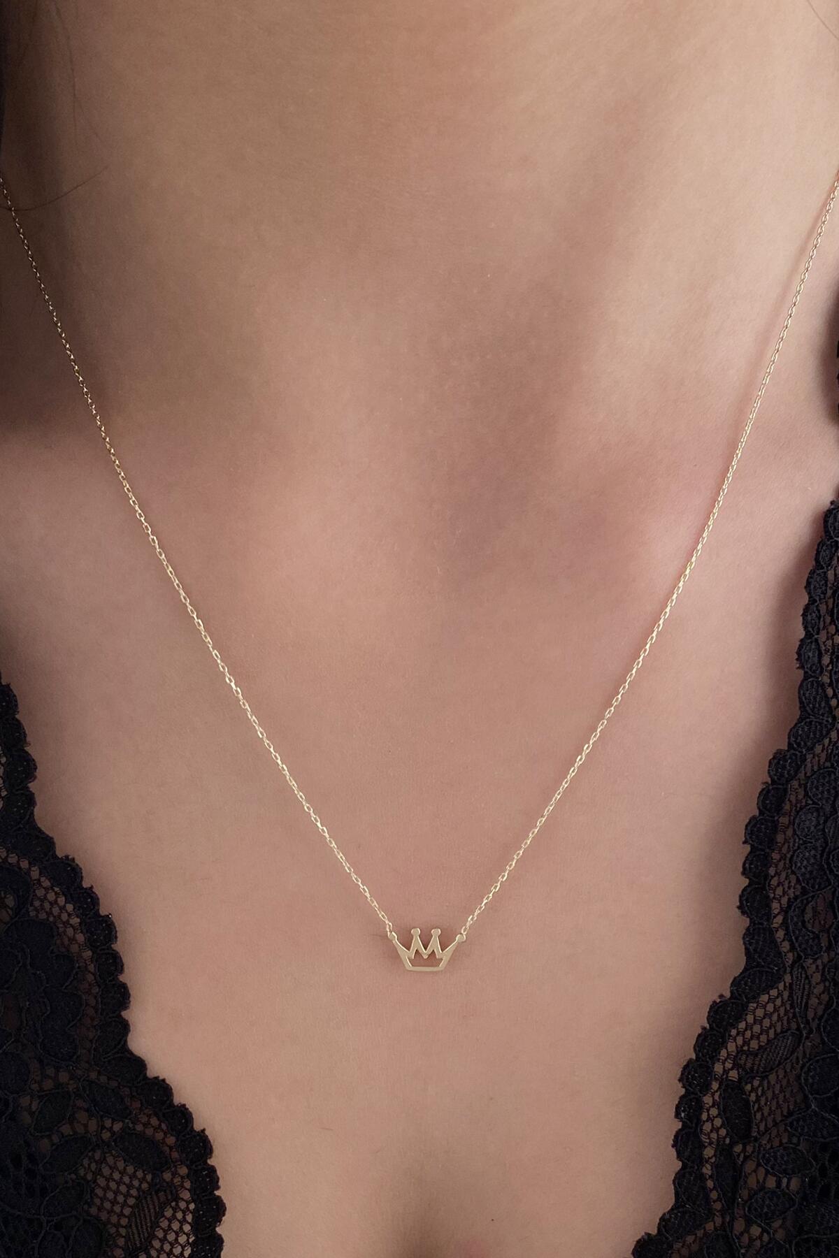 14K Gold Crown Necklace