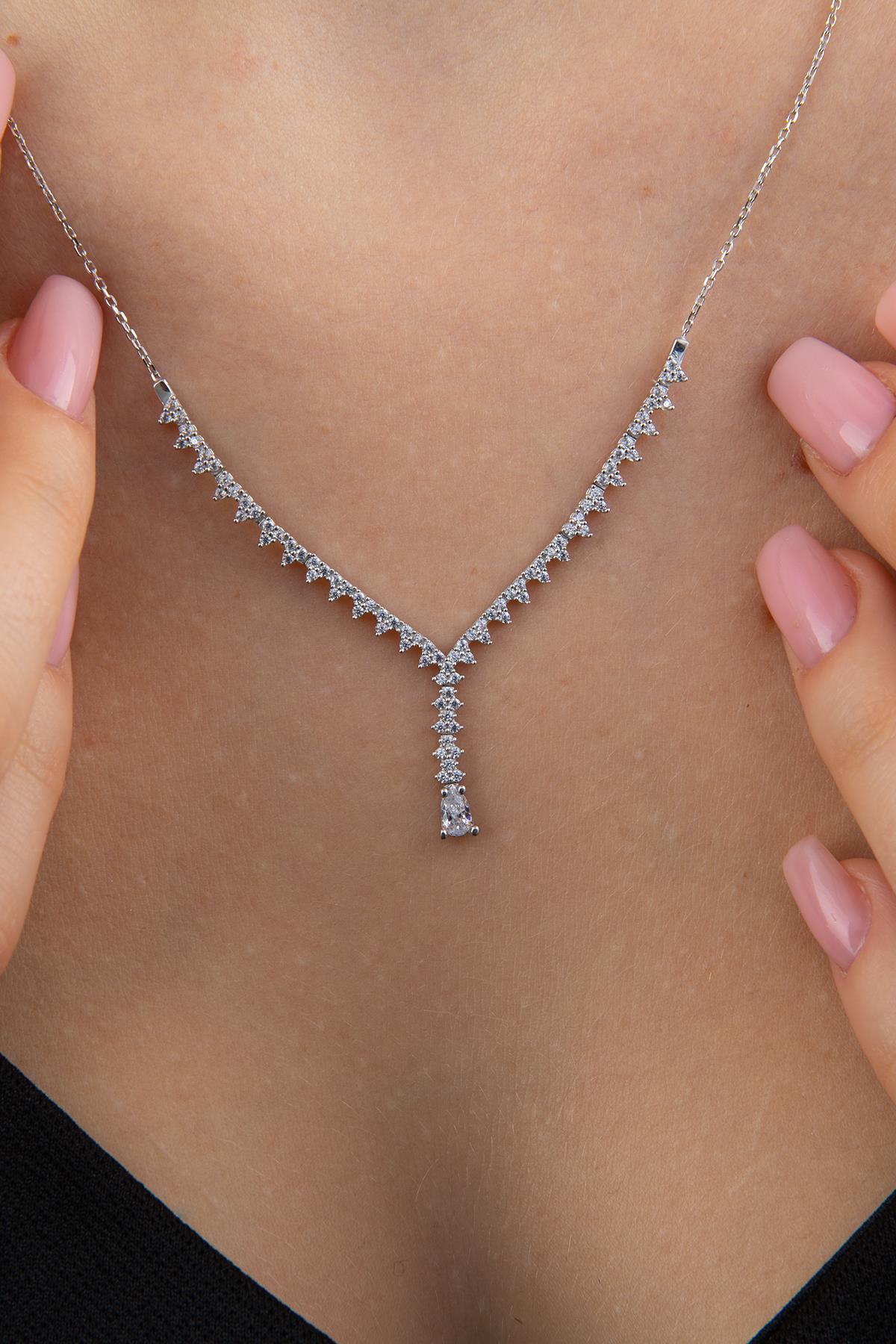14K Gold Drop Stone Detailed Necklace