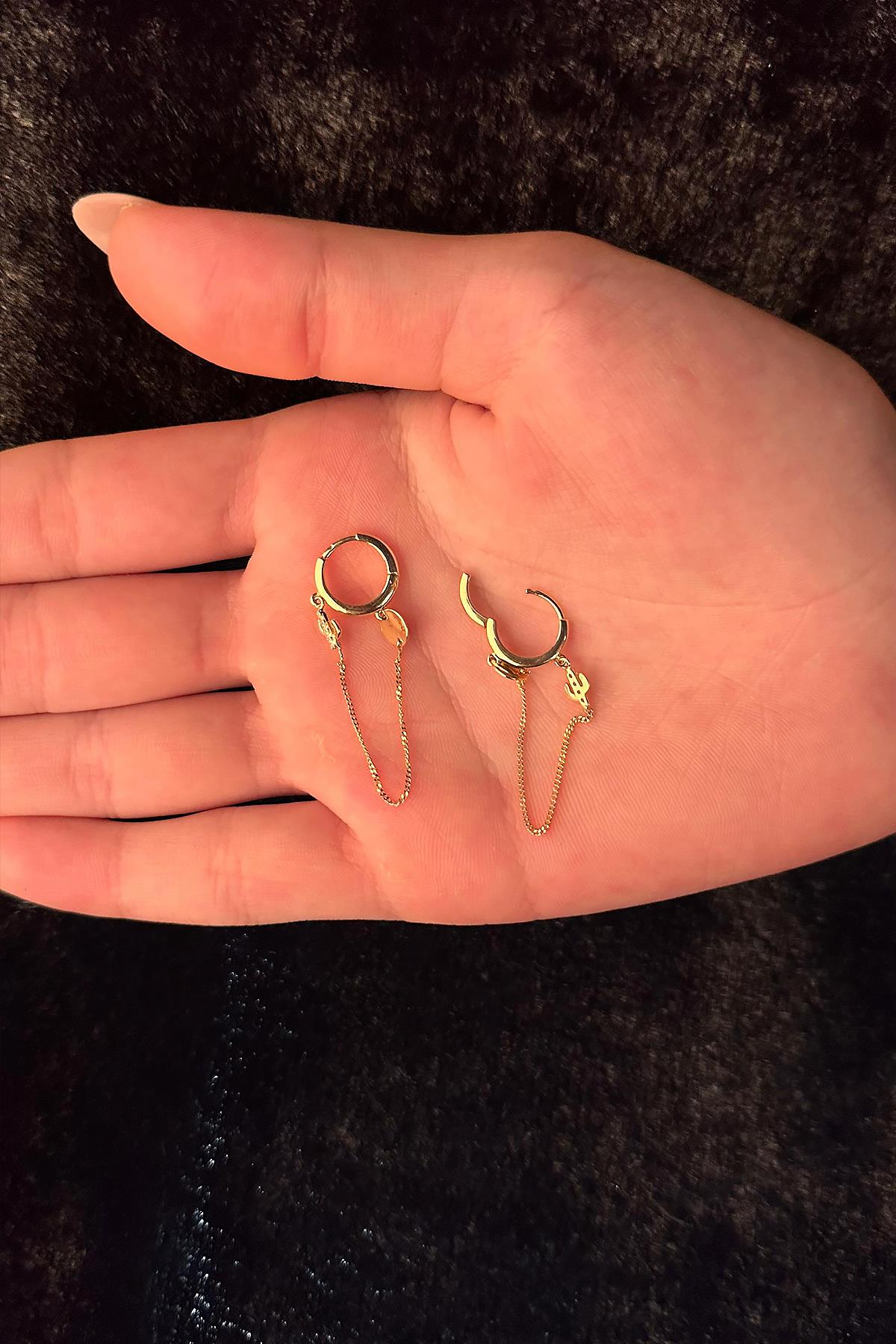 14K Gold Fine Chain Huggie Earrings