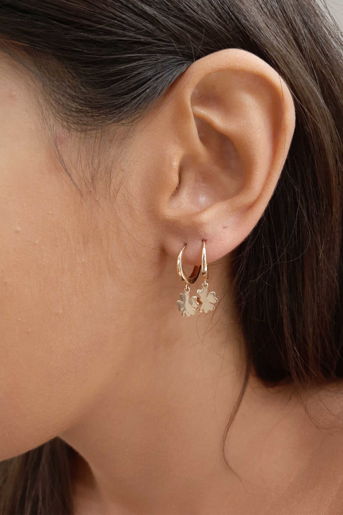 14K Gold Huggie Earrings Clover Dangle