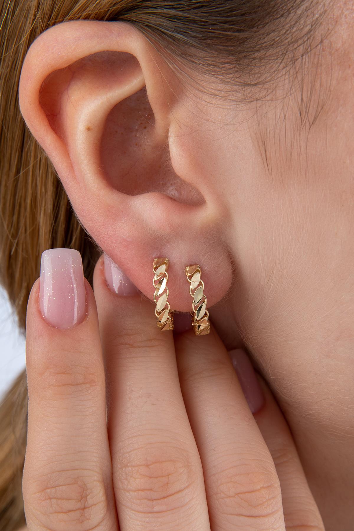 14K Gold Leaf Huggie Hoop Earrings