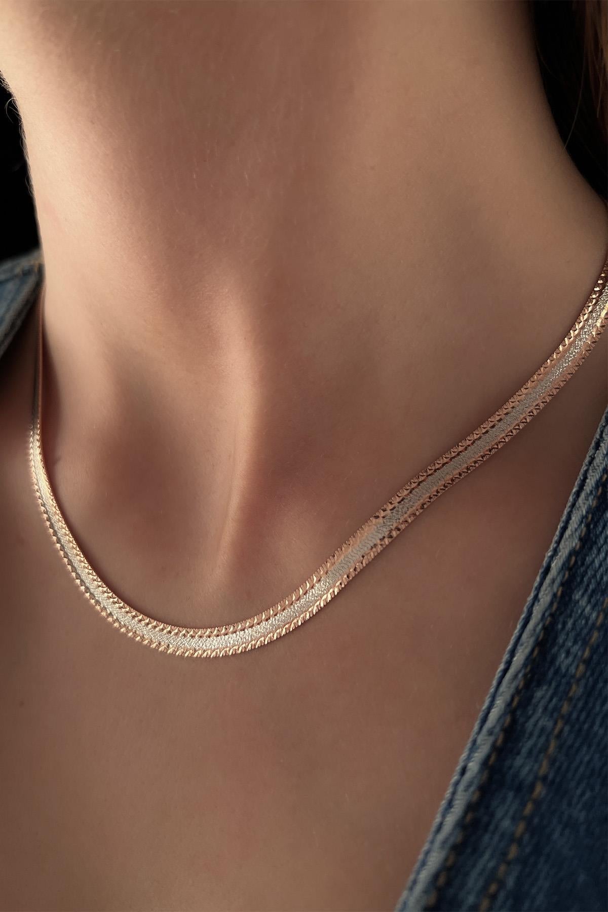 14K Gold Lisa Necklace