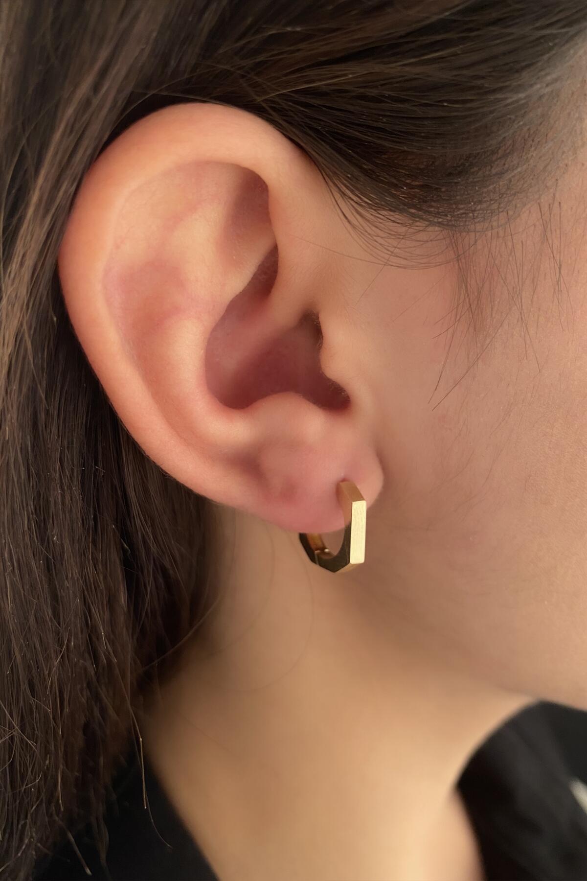 14K Gold Octagonal Shape Huggie Hoop Earrings