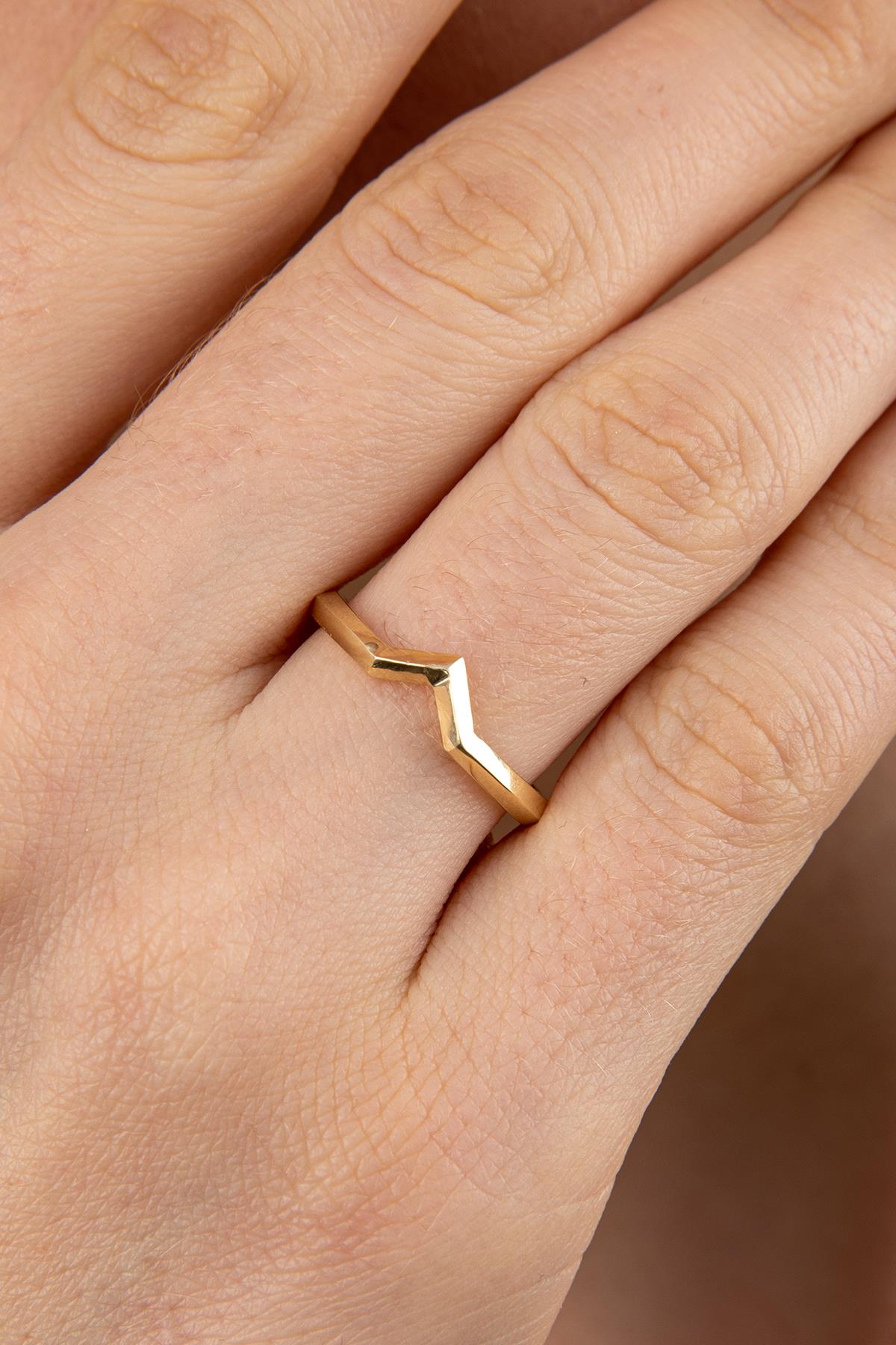 14K Gold Shining Wish Ring