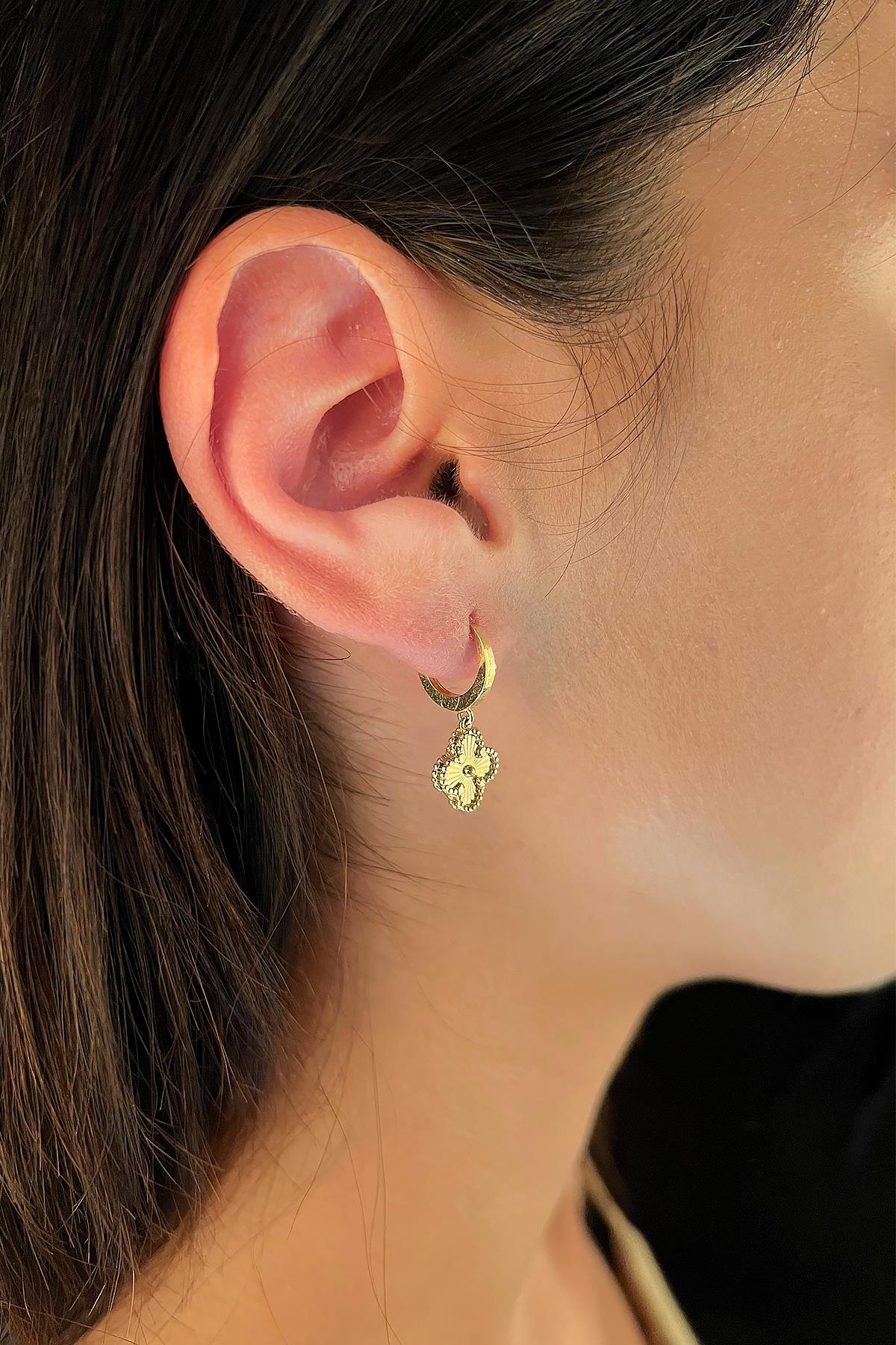 14K Gold Sunburst Clover Dangle Huggie Earrings