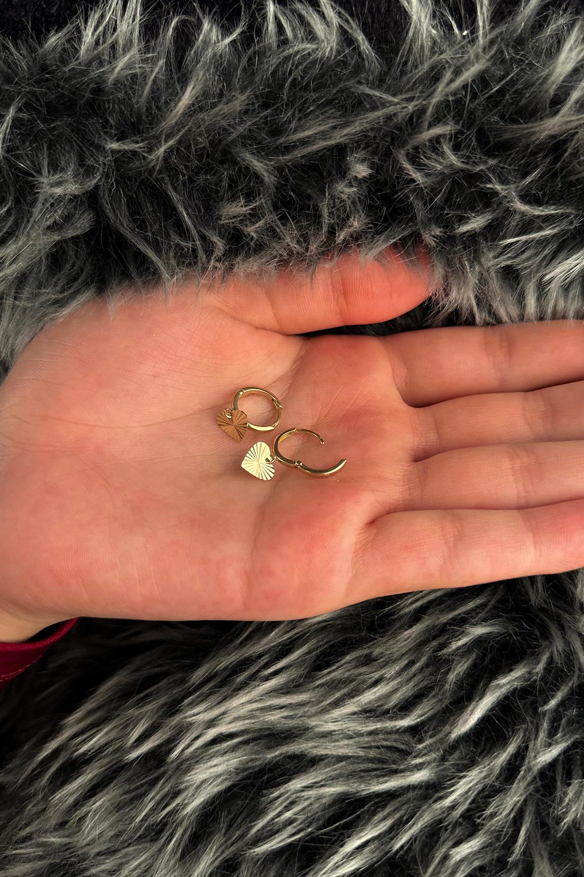 14K Gold Sunburst Heart Dangle Huggie Earrings