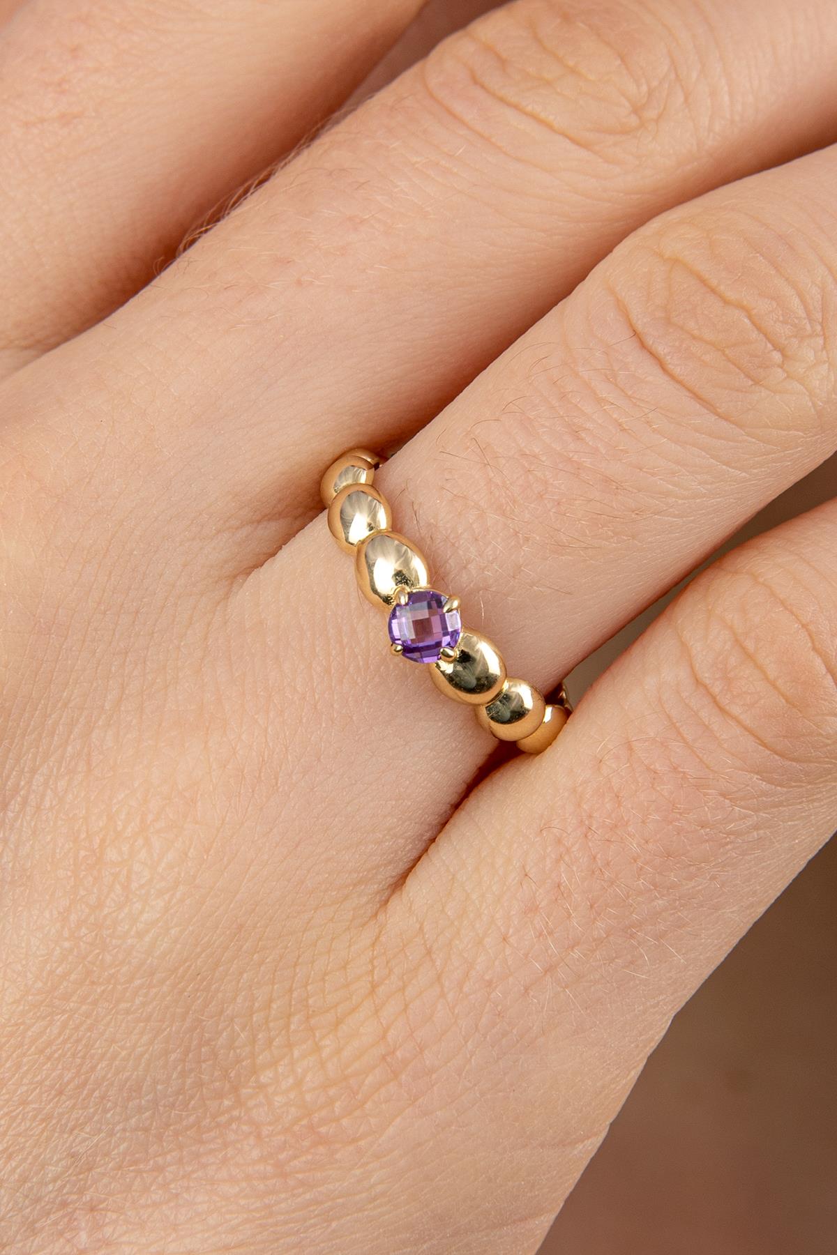 14K Gold Amethyst Stone Domed Ring