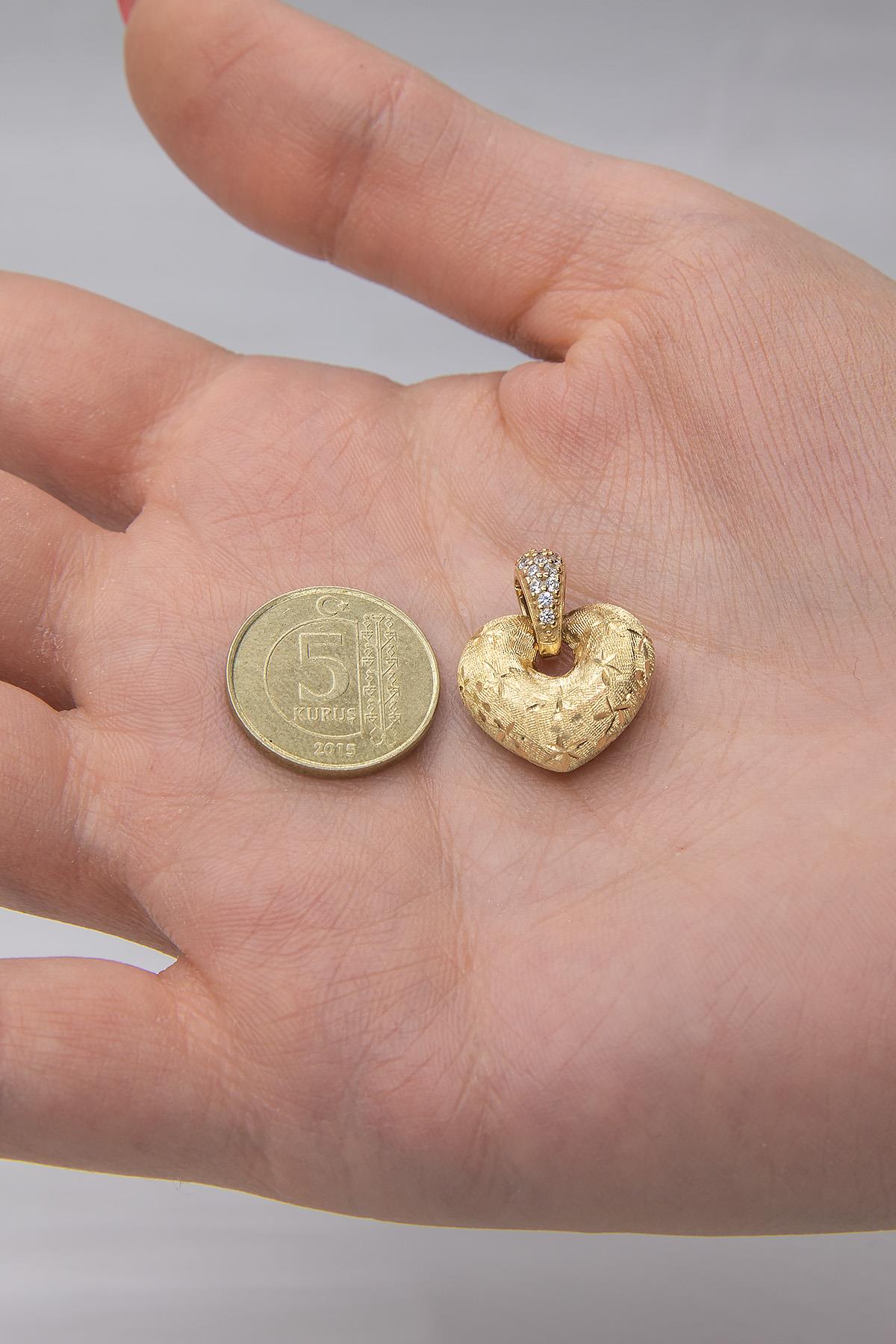 14K Gold Glowing Heart Pendant