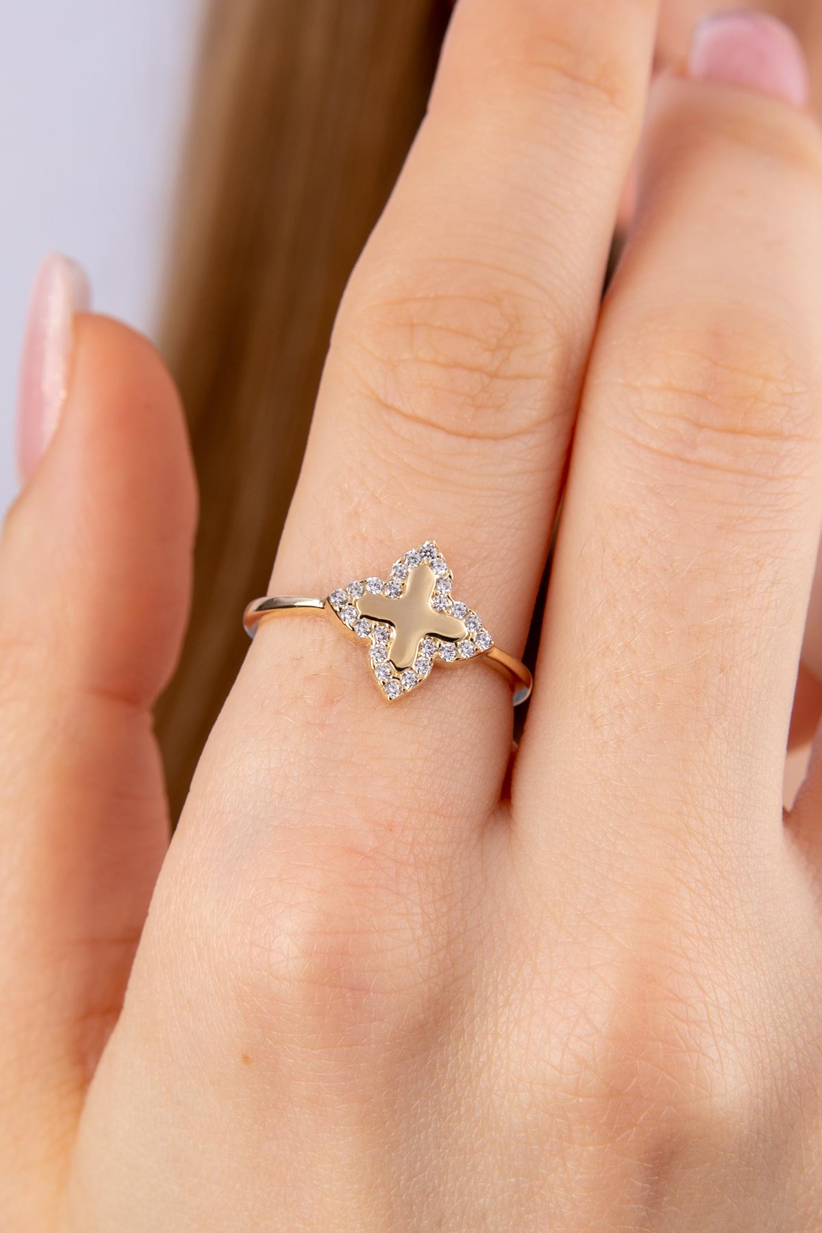 14K Gold Leaf Clover With Stone Ring