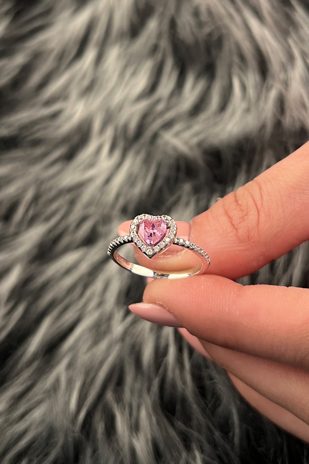 14K Gold Pink Heart Shaped Stone Ring