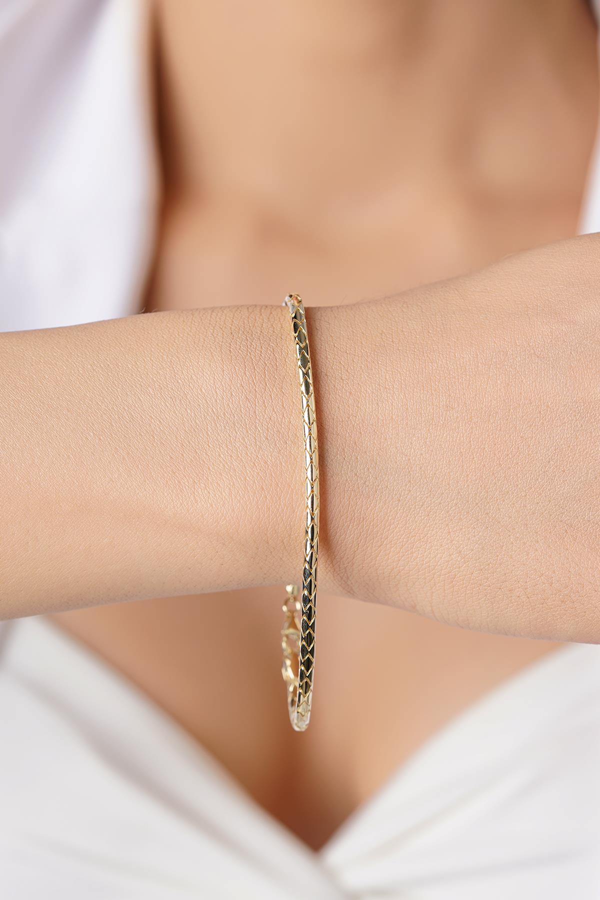 14K Gold Sativa Bracelet