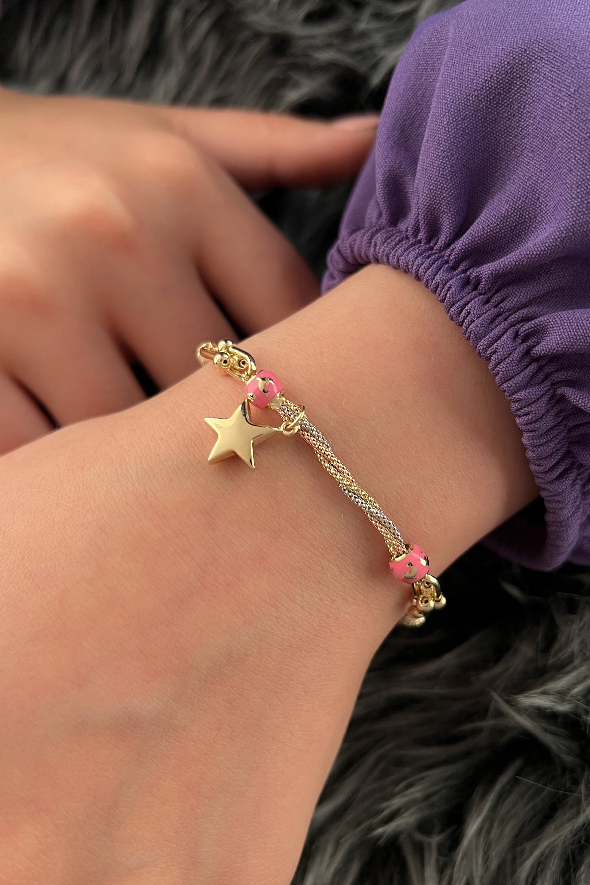 14K Gold Star Pendant Multiple Chain Bracelet