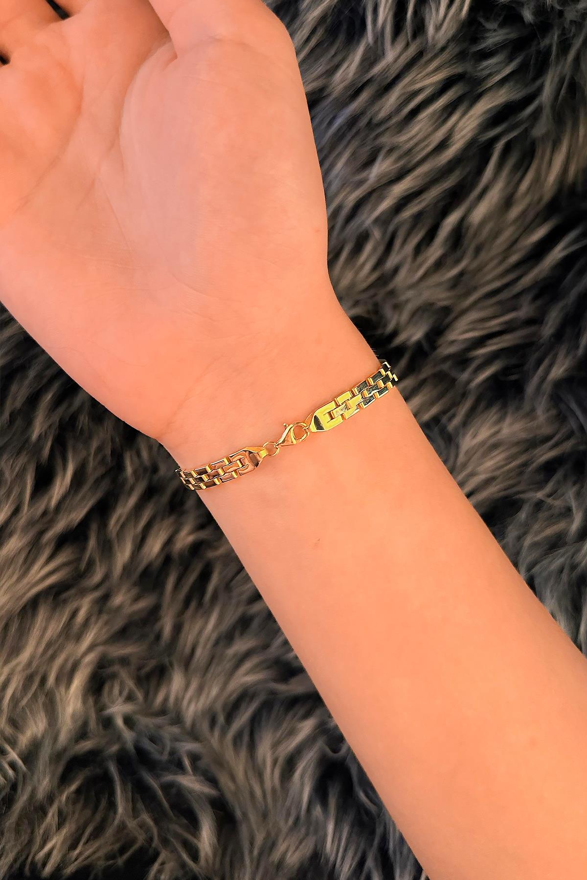 14K Gold Strap Bracelet